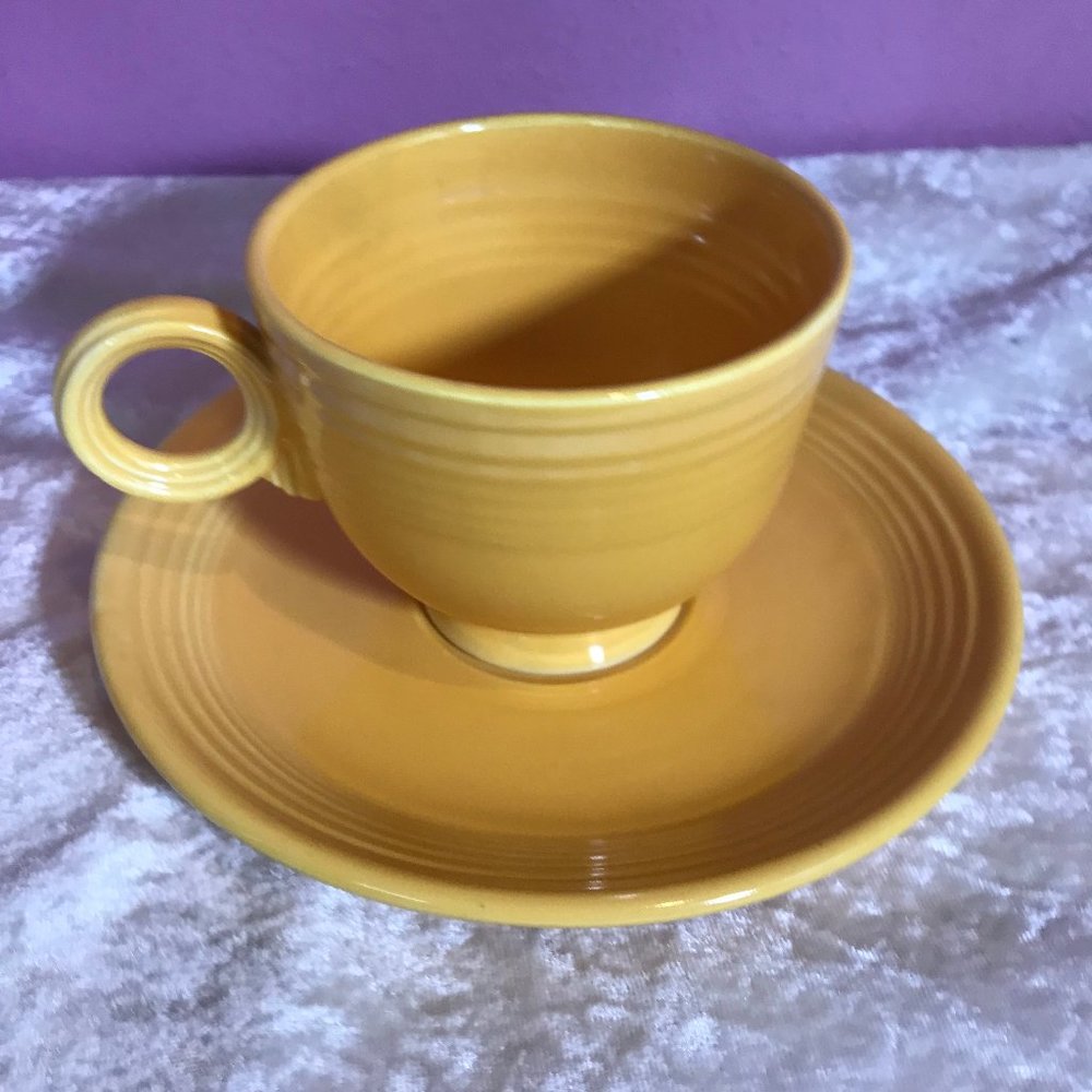 Genuine Fiesta Vintage Yellow Mug with Matching Saucer GUC Retro Kitchen Tea Cup - Picture 2 of 12